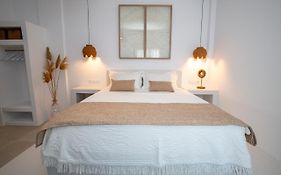 Studio Lefkes Kea